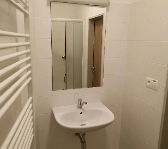 Ubytovaci Zarizeni Koleje Pedagog Hostel *